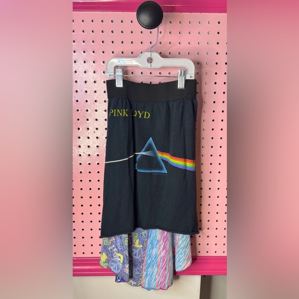 Pink Floyd Up-Cycled High Low Cotton Skirt. Great Condition. Size 8 - Picture 3 of 7